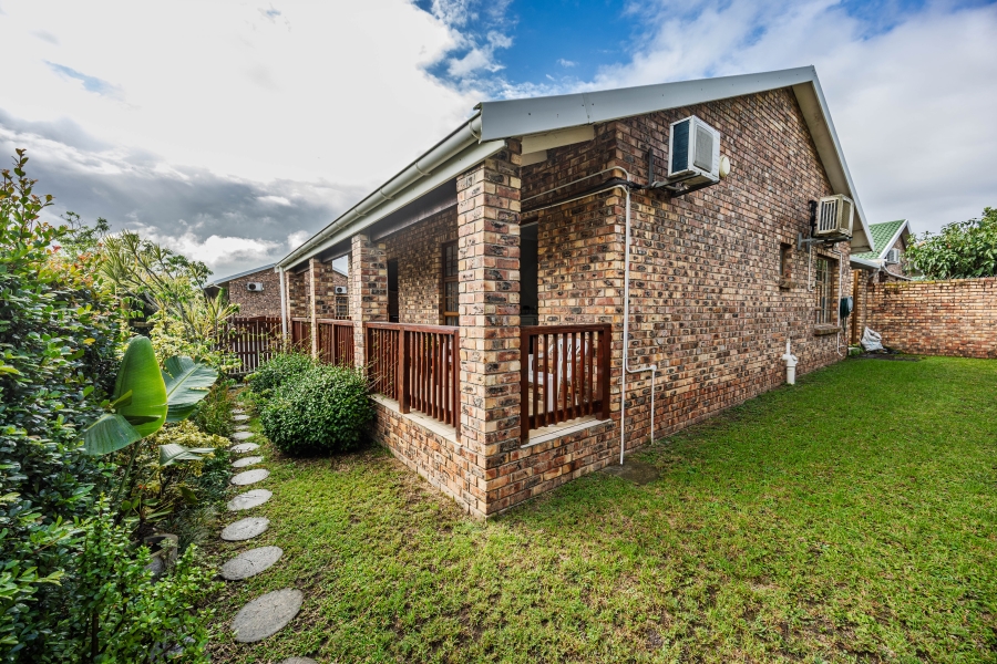 2 Bedroom Property for Sale in Gonubie Eastern Cape